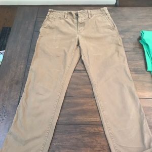 Men’s American eagle khaki pants